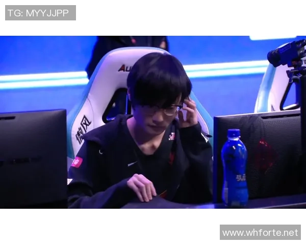 王者荣耀分析：探讨FPX战队在比赛中的灵活应变能力与战术调整